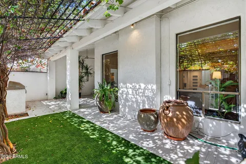 $1,075,000 | 77 East Missouri Avenue, Unit 27, Phoenix, AZ 85012