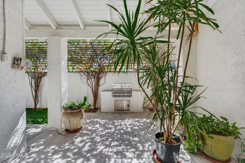 $1,075,000 | 77 East Missouri Avenue, Unit 27, Phoenix, AZ 85012