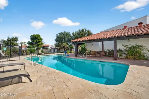 $999,999 | 77 East Missouri Avenue, Unit 27, Phoenix, AZ 85012