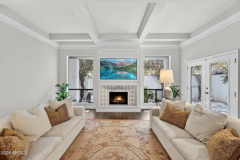 $1,075,000 | 77 East Missouri Avenue, Unit 27, Phoenix, AZ 85012