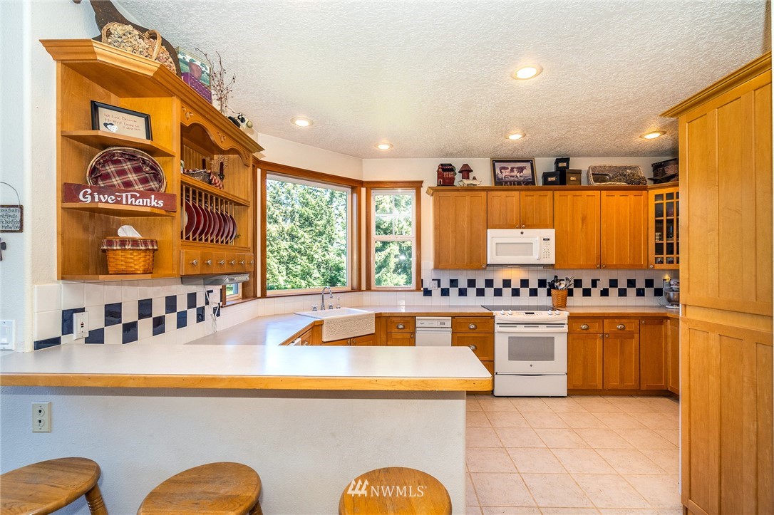 374 Curtis Hill Road Chehalis, WA 98532 - Photo 6 of 31