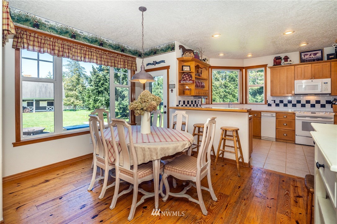 374 Curtis Hill Road Chehalis, WA 98532 - Photo 10 of 31