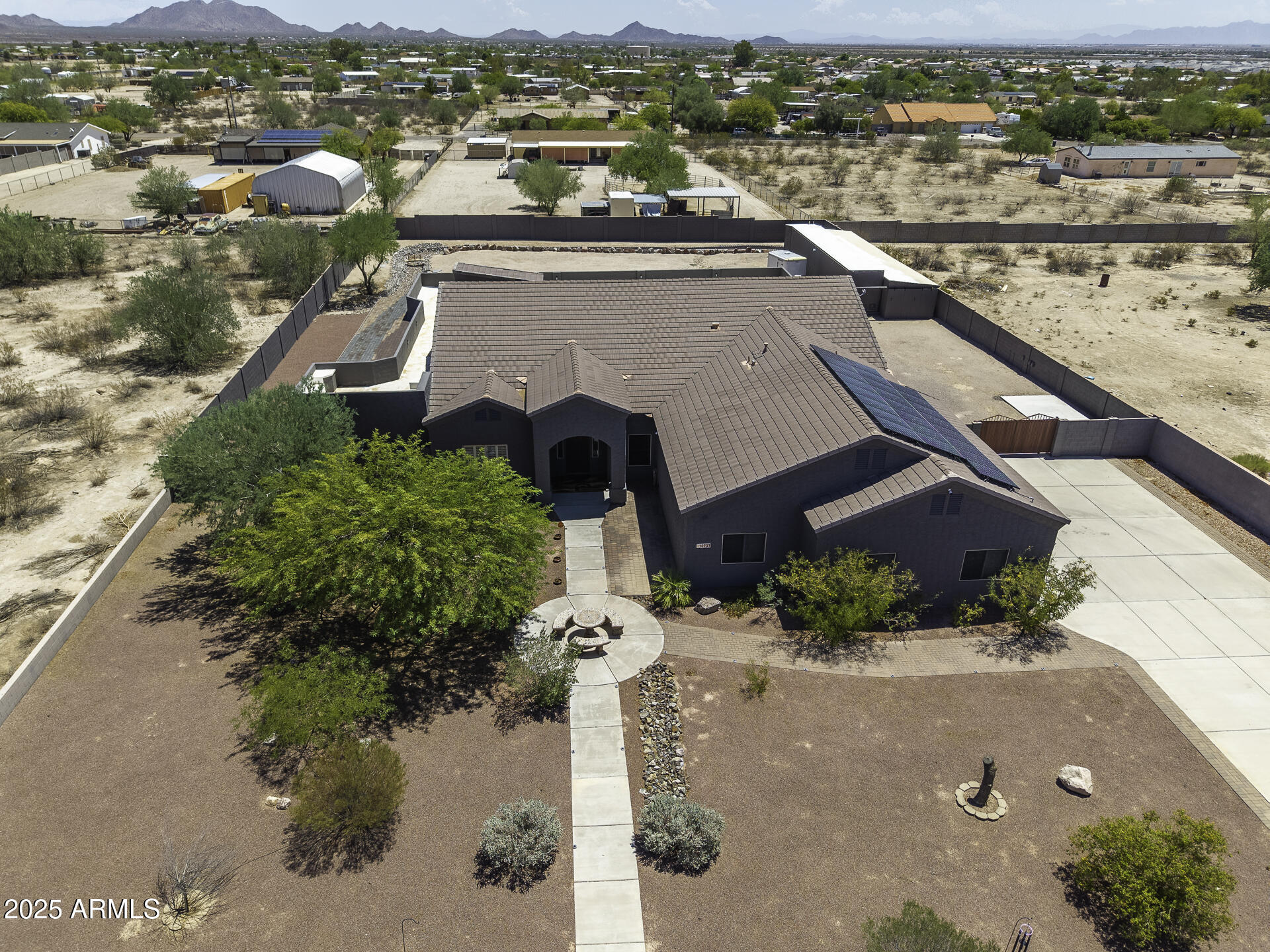 10203 North Burris Road Casa Grande, AZ 85122 - Photo 76 of 85 UAS High Front Center