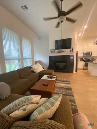 $2,200 | 336 Teakmill Trail, San Marcos, TX 78666