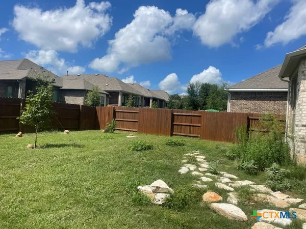 $2,200 | 336 Teakmill Trail, San Marcos, TX 78666