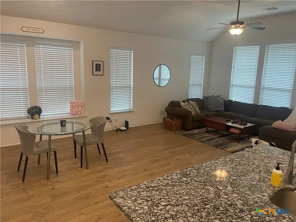 $2,200 | 336 Teakmill Trail, San Marcos, TX 78666