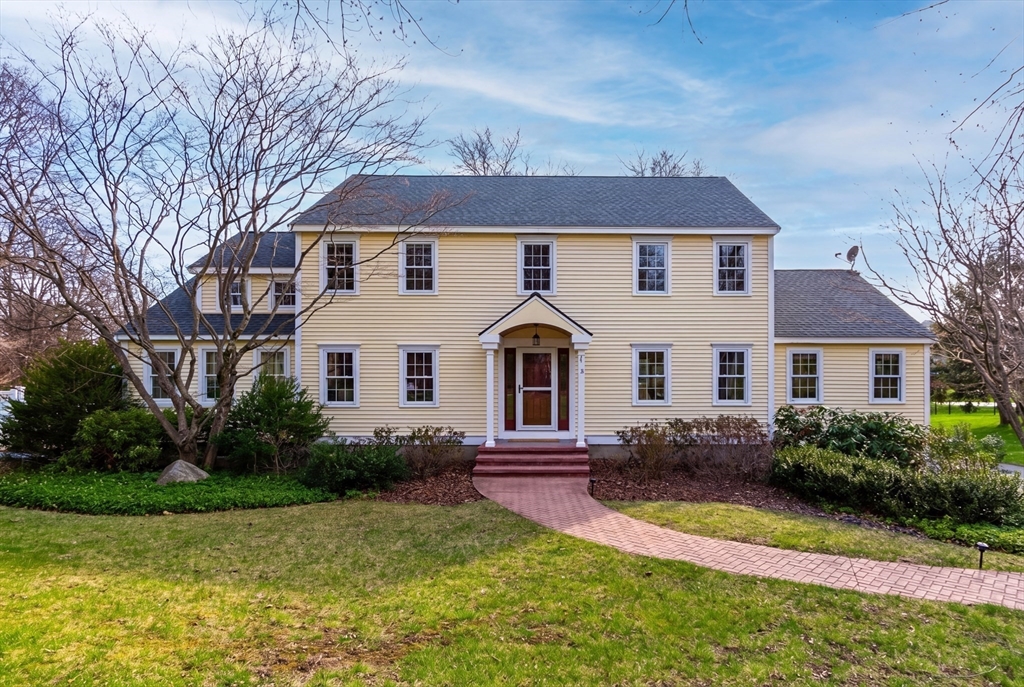 18 Robert Road Stow, MA 01775 - Photo 3 of 42