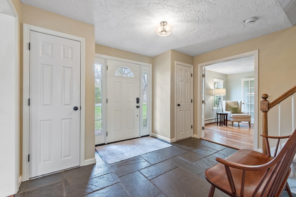 18 Robert Road Stow, MA 01775 - Photo 7 of 42