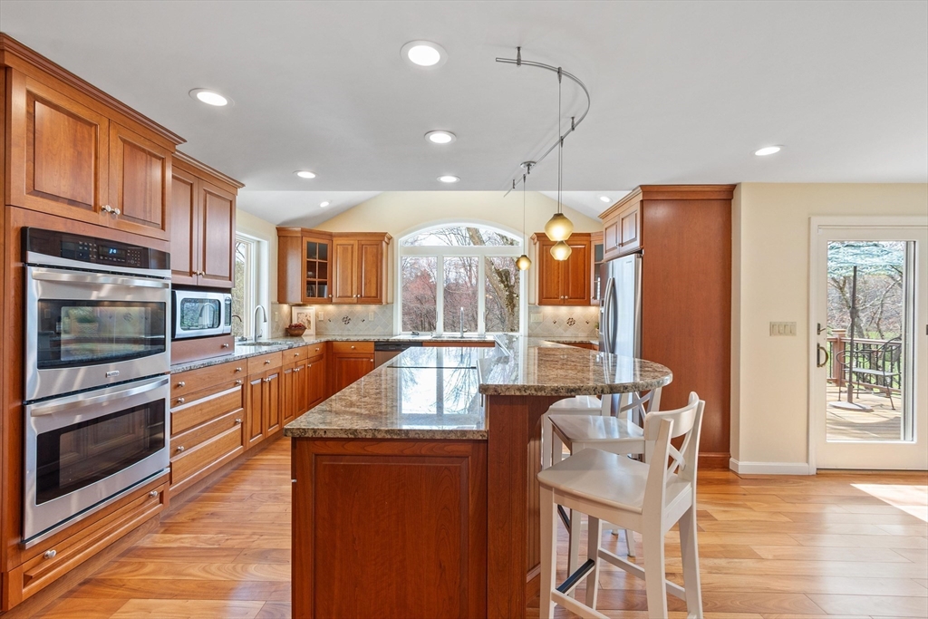 18 Robert Road Stow, MA 01775 - Photo 9 of 42