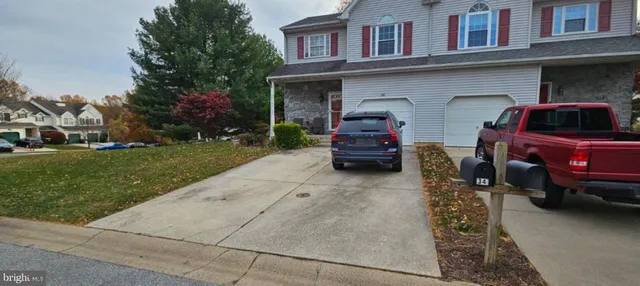 $2,750 | 34 Degas Circle, Wilmington, DE 19808