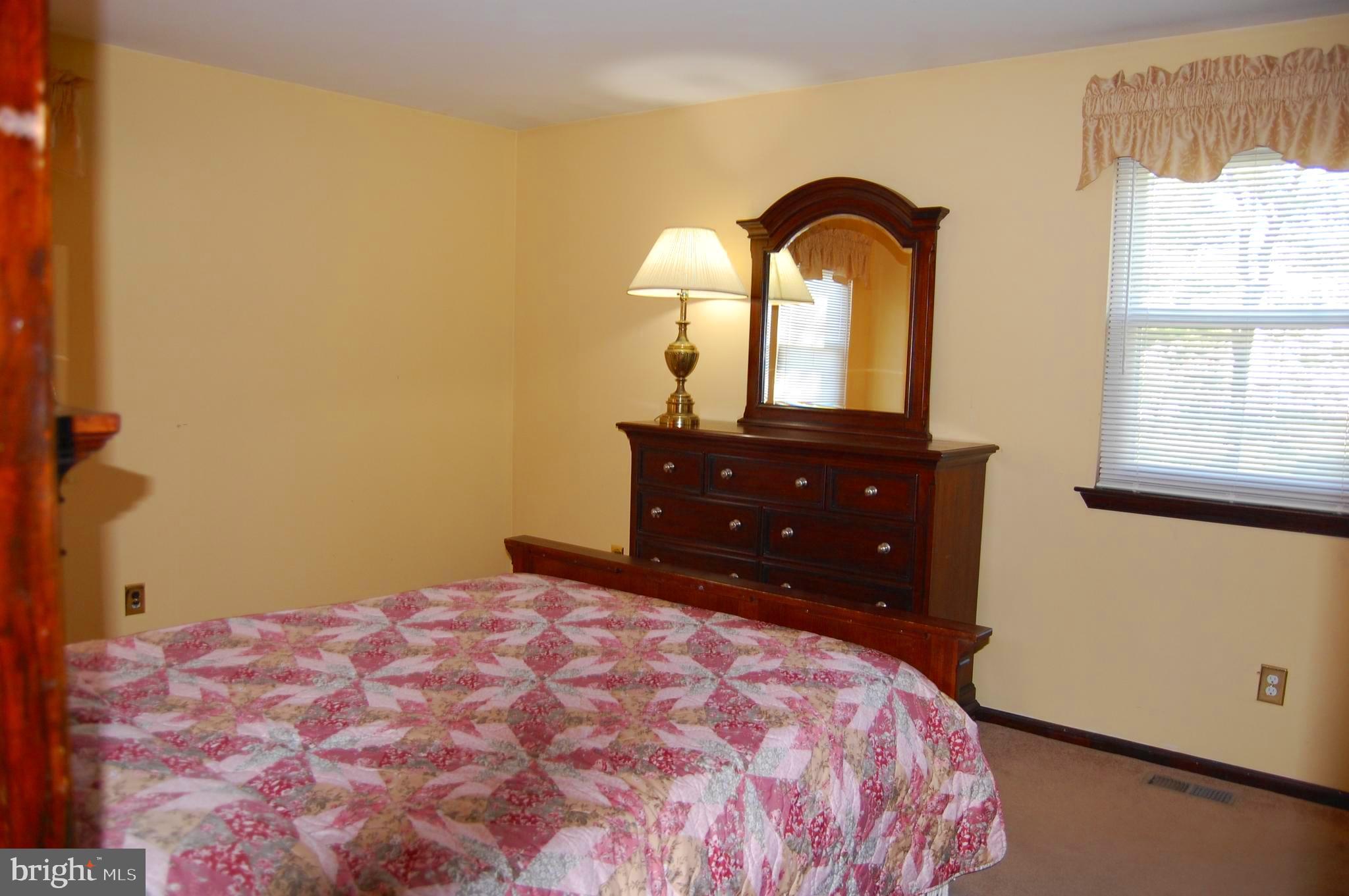 904 Mennonite Road Royersford, PA 19468 - Photo 11 of 27 Owners BR