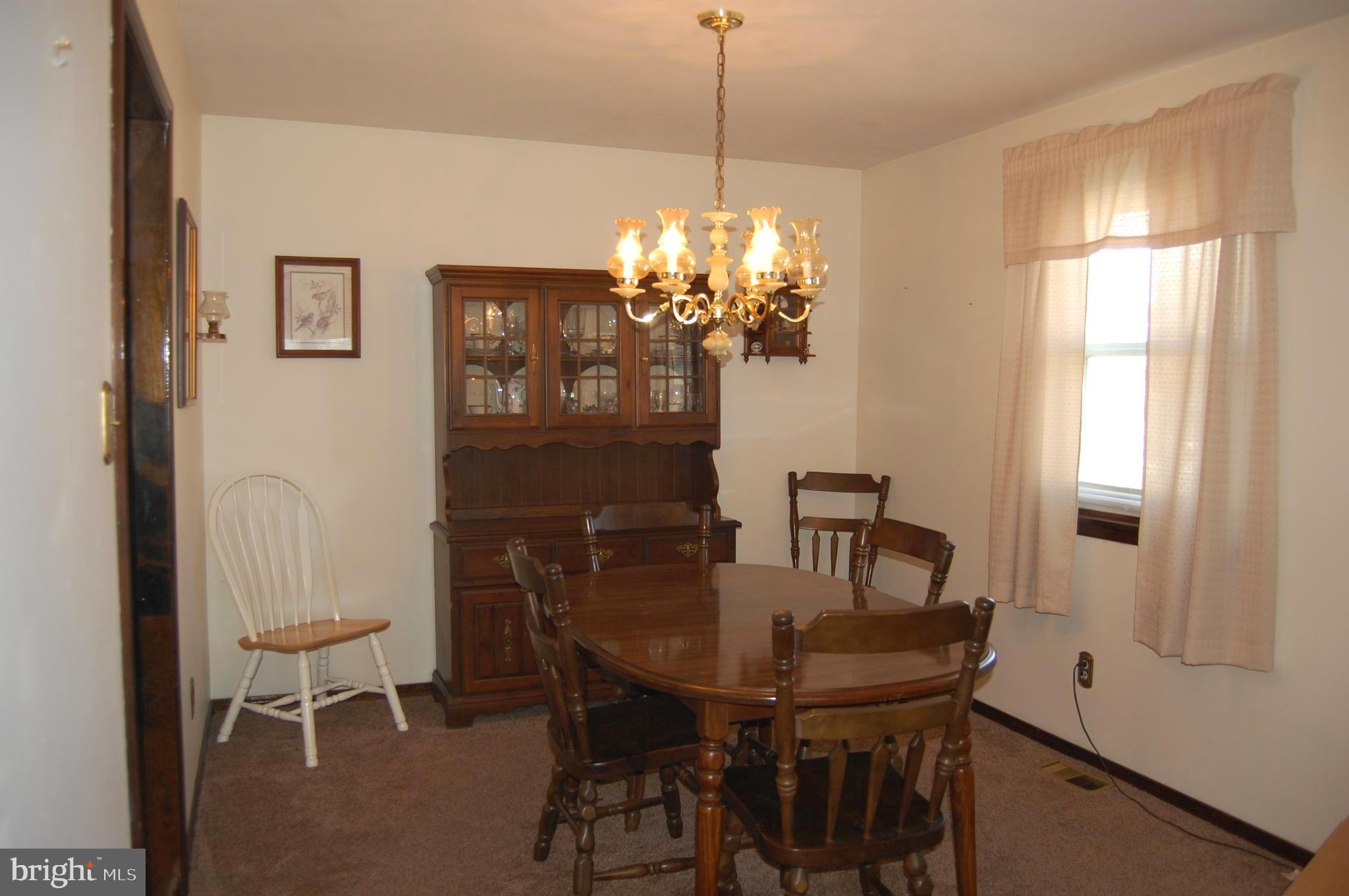 904 Mennonite Road Royersford, PA 19468 - Photo 7 of 27 DiningRm