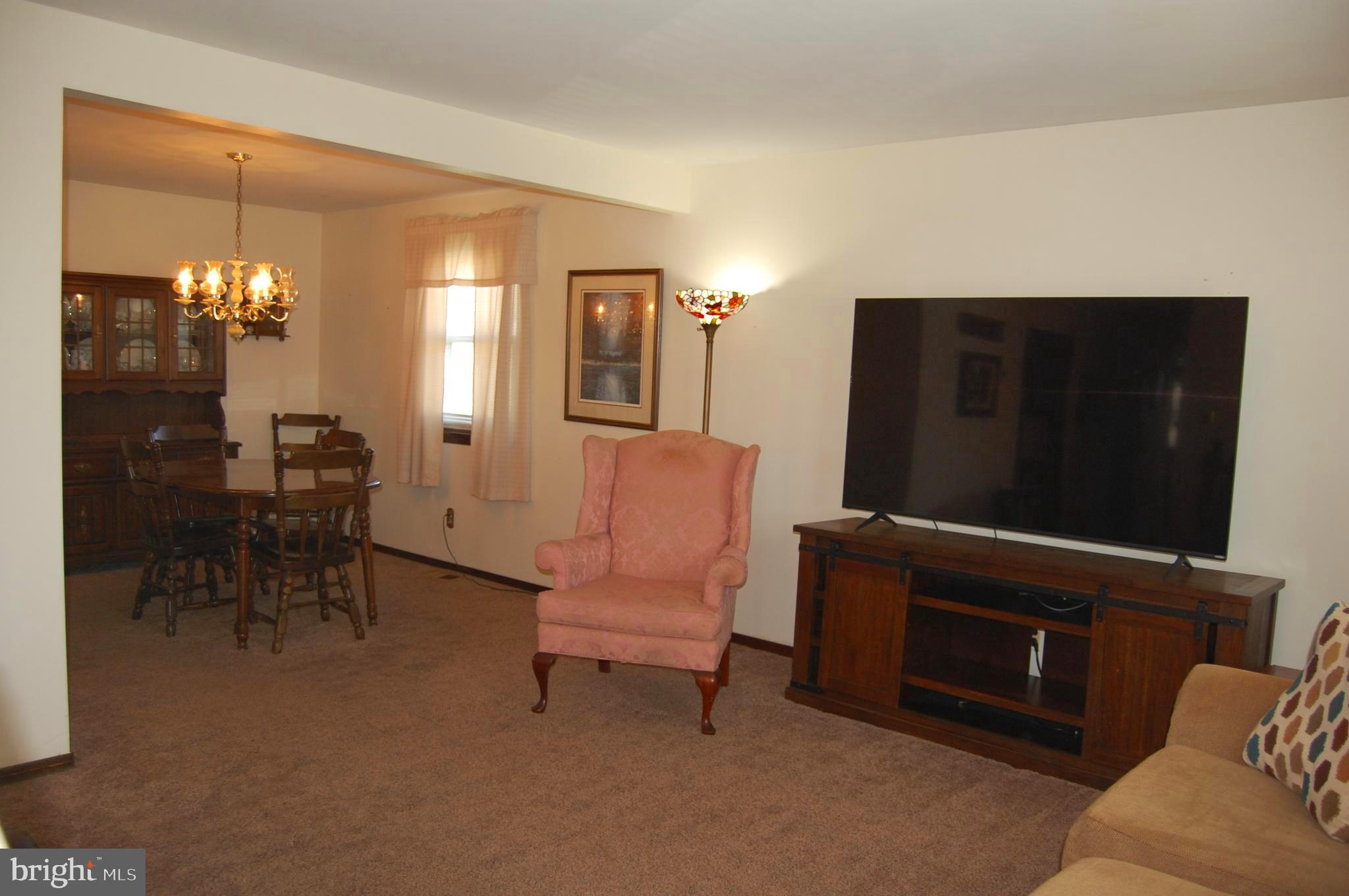 904 Mennonite Road Royersford, PA 19468 - Photo 8 of 27 Gallery Image 8