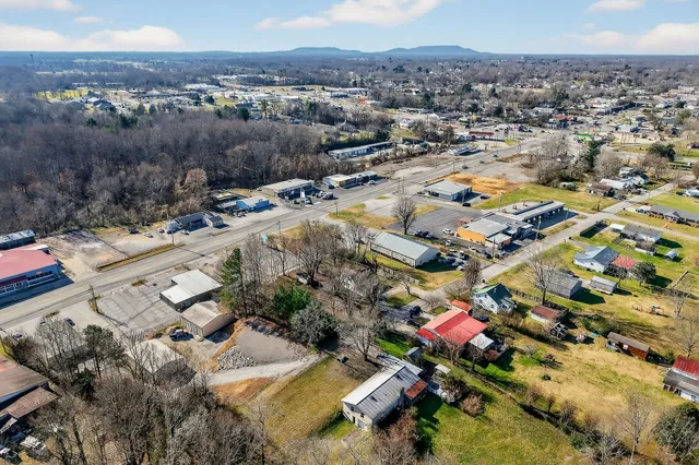 a view of yard and mountain view