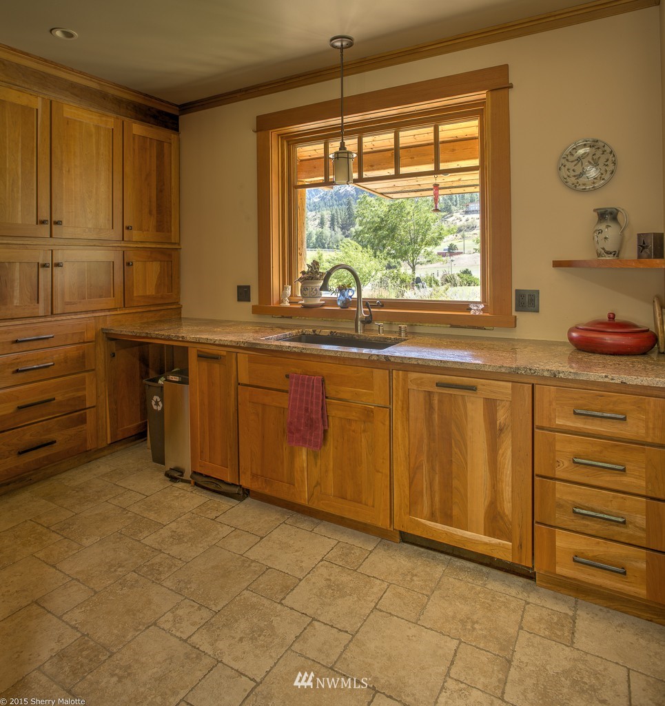 11 Kingfisher Road Twisp, WA 98856 - Photo 10 of 25 Gallery Image 10