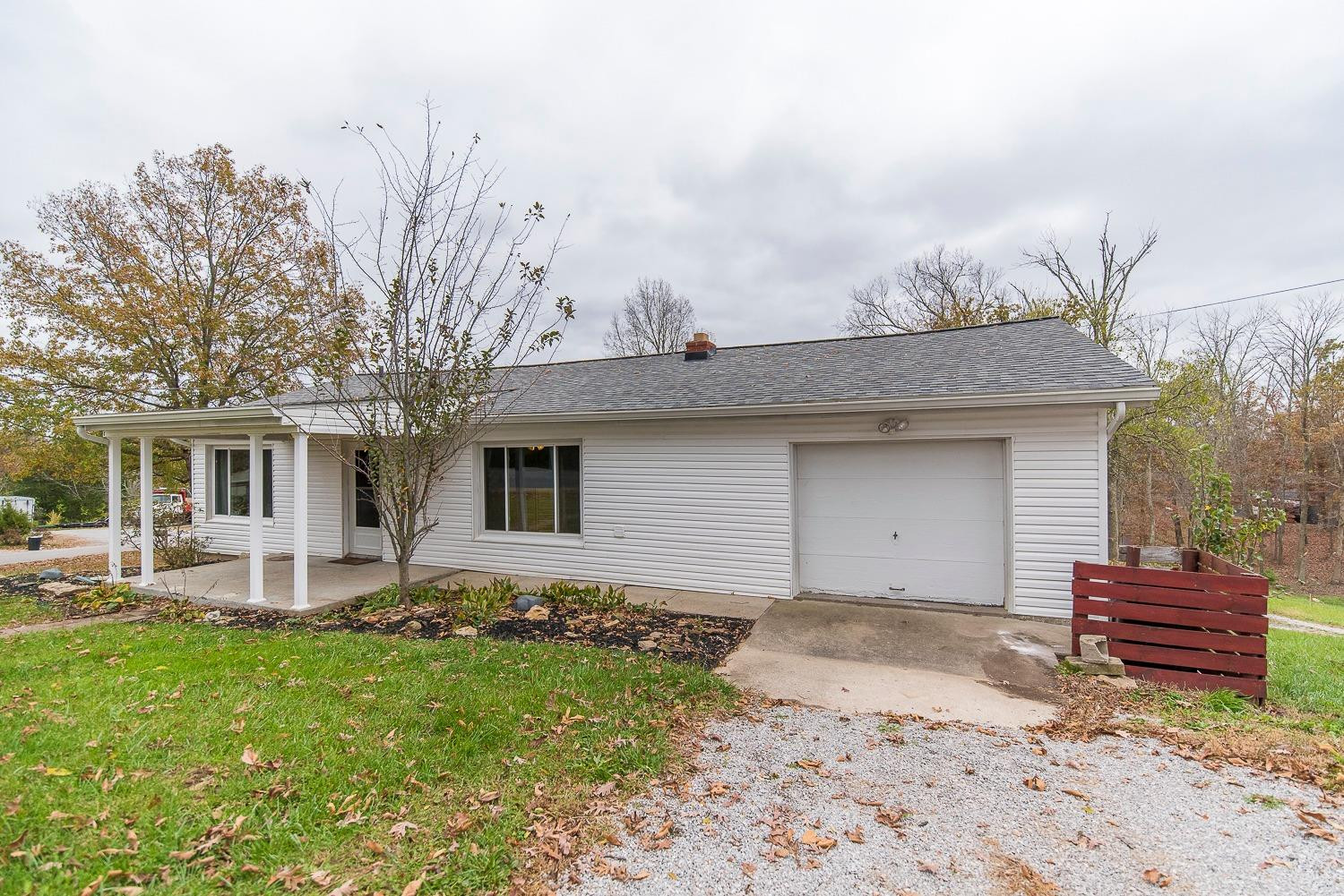 1913 Grandview Road Alexandria, KY 41001 - Photo 1 of 17