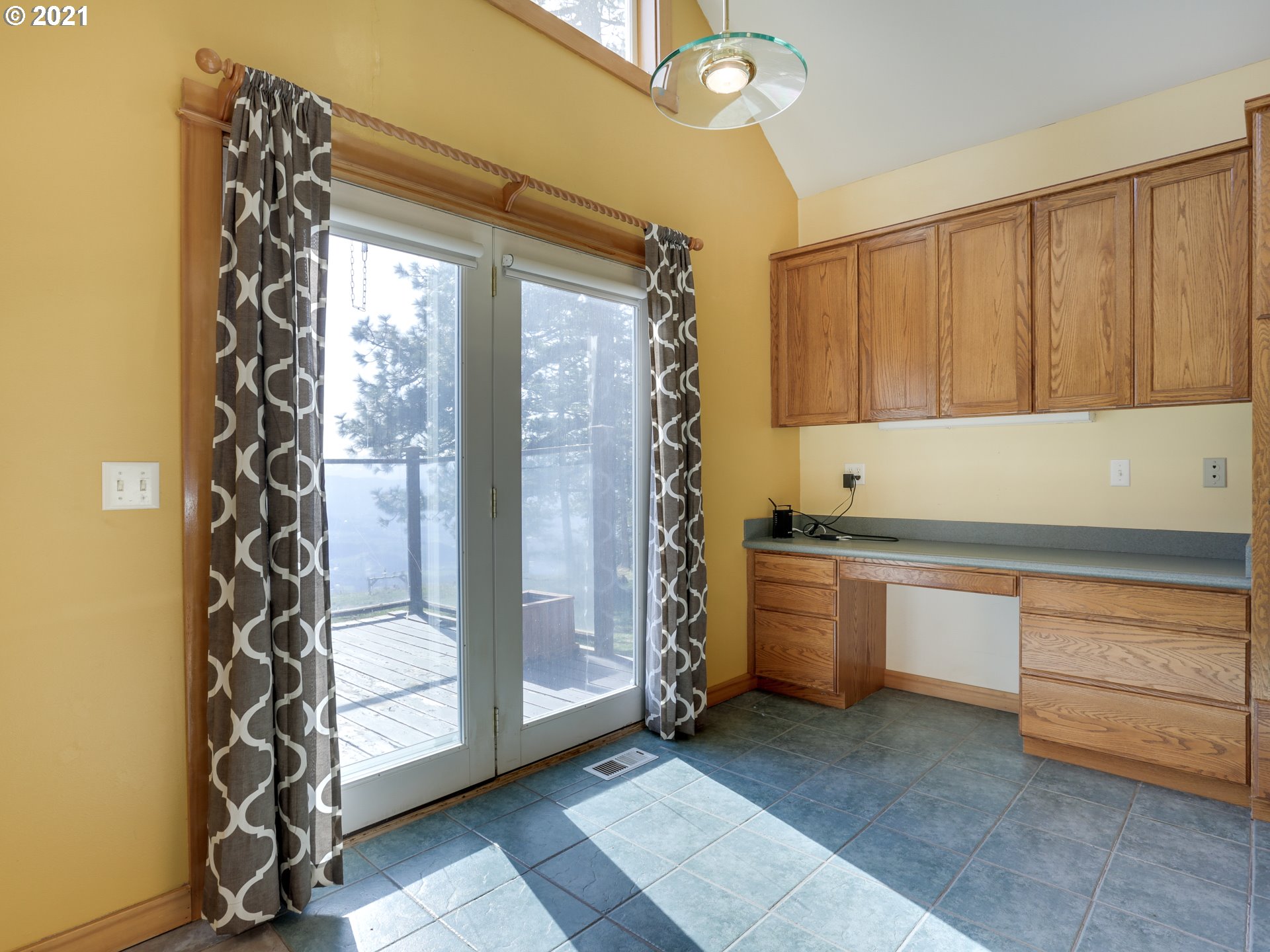 2800 Elder Road Hood River, OR 97031 - Photo 18 of 32 Gallery Image 18