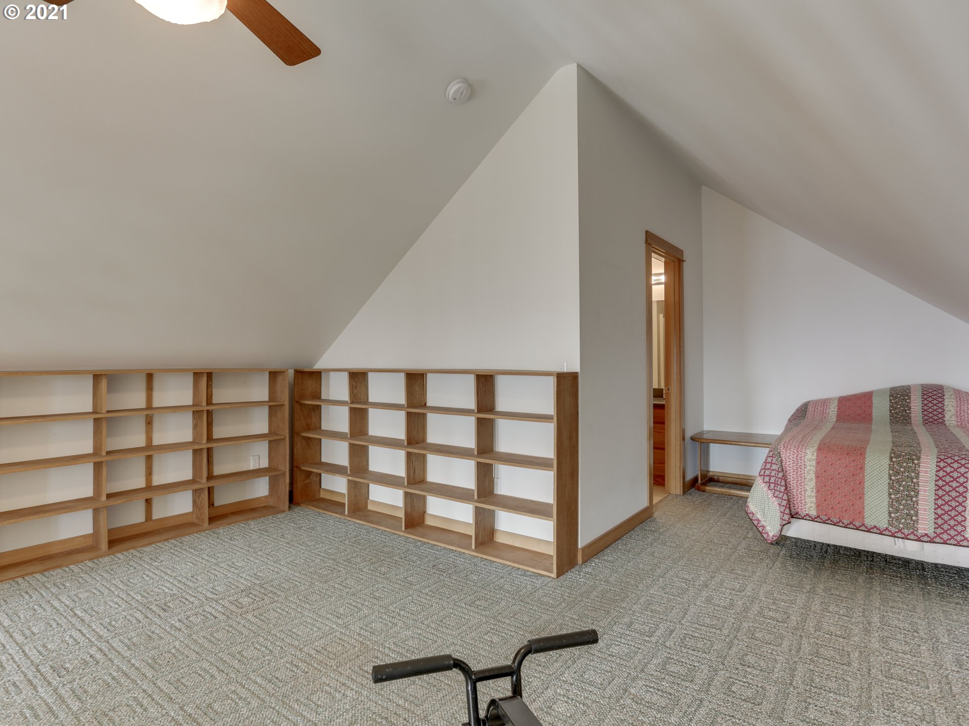 2800 Elder Road Hood River, OR 97031 - Photo 10 of 32 Gallery Image 10