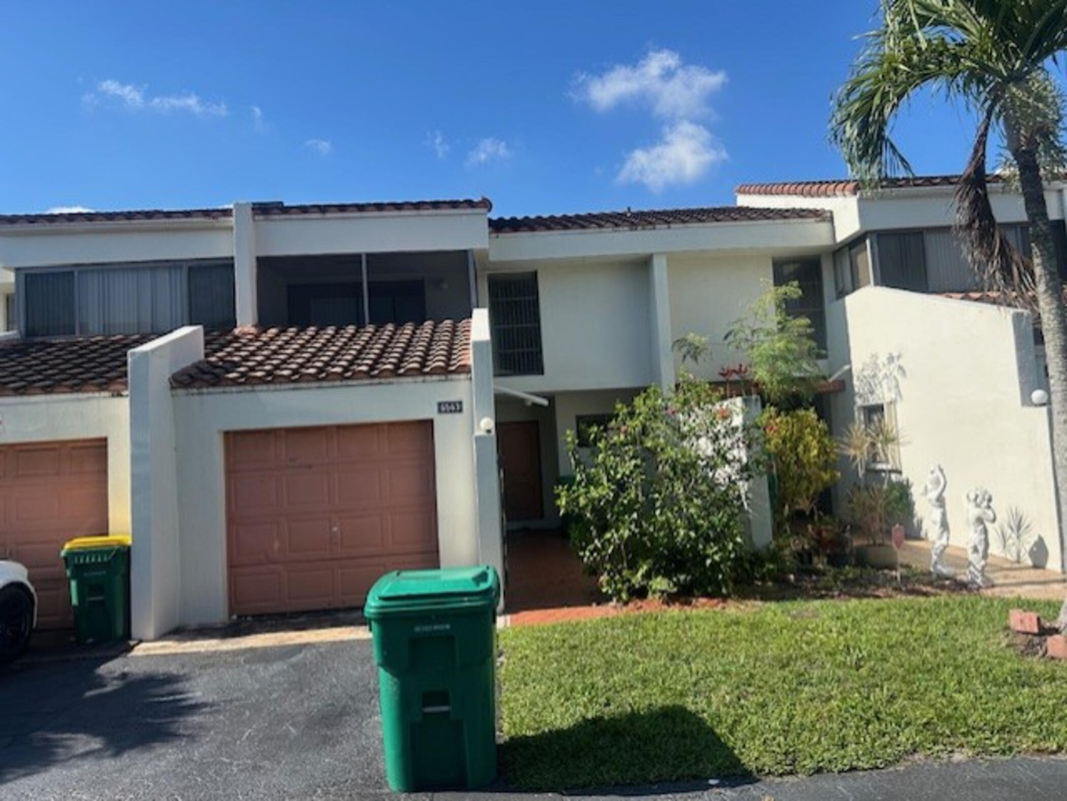 6563 Racquet Club Drive, Unit 124 Lauderhill, FL 33319 - Photo 2 of 36 6563 - 3