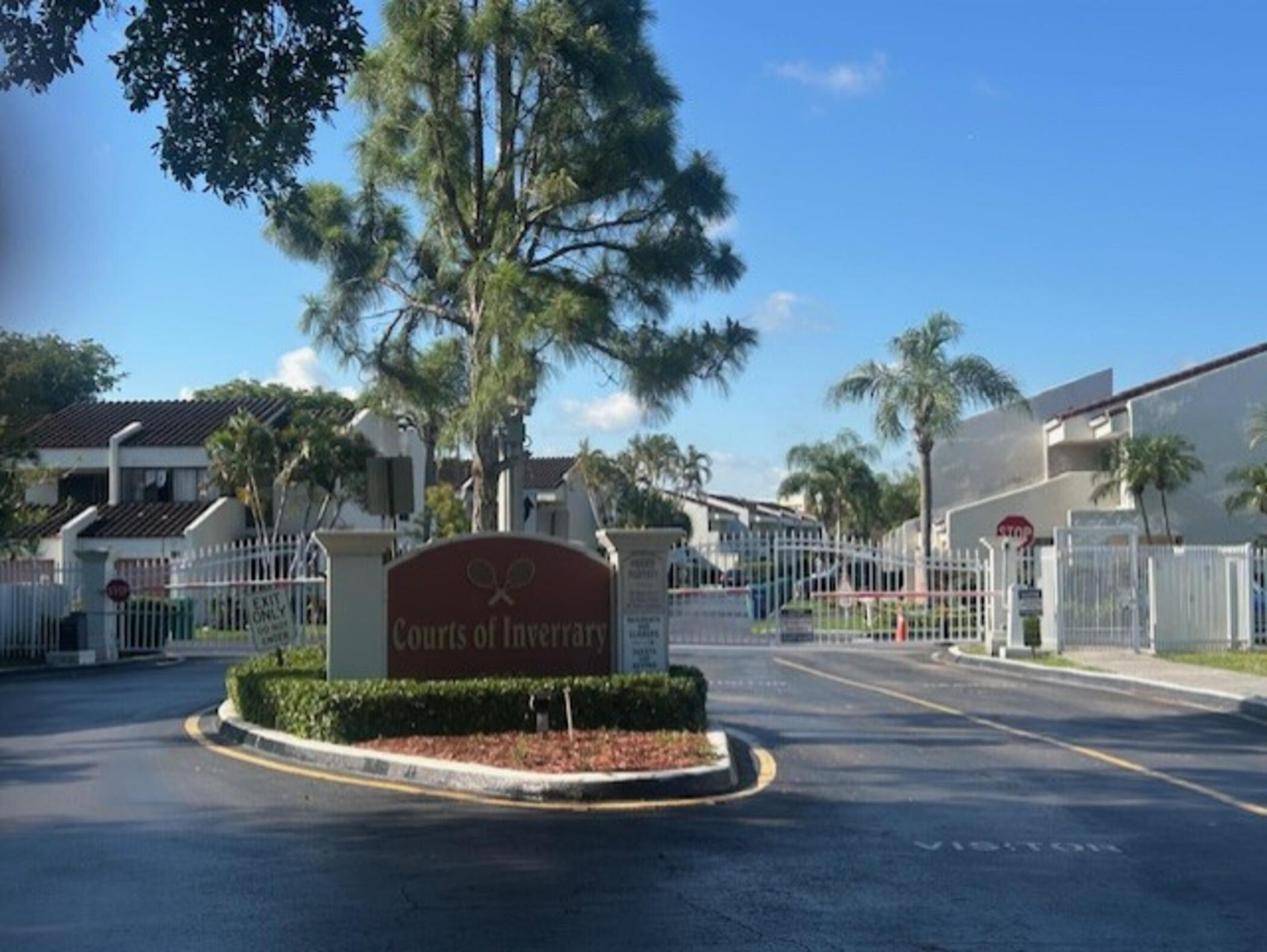 6563 Racquet Club Drive, Unit 124 Lauderhill, FL 33319 - Photo 3 of 36 6563 - 2