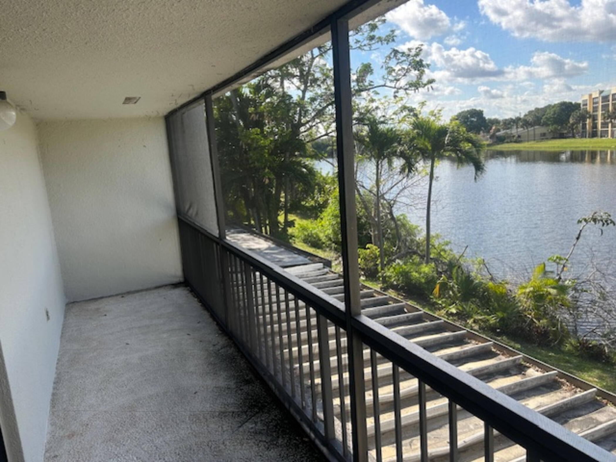 6563 Racquet Club Drive, Unit 124 Lauderhill, FL 33319 - Photo 31 of 36 6563 - 31