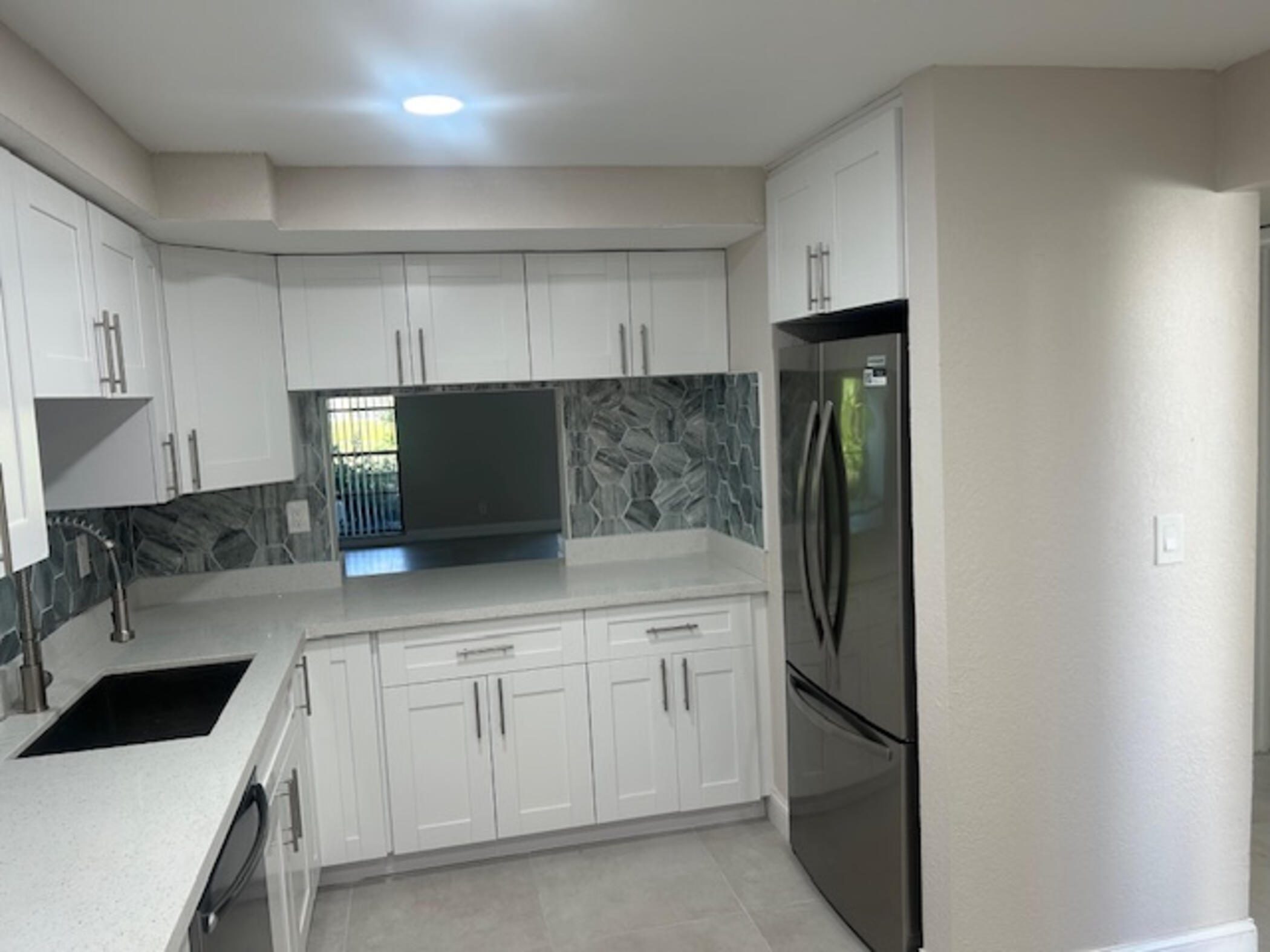 6563 Racquet Club Drive, Unit 124 Lauderhill, FL 33319 - Photo 7 of 36 6563 - 6