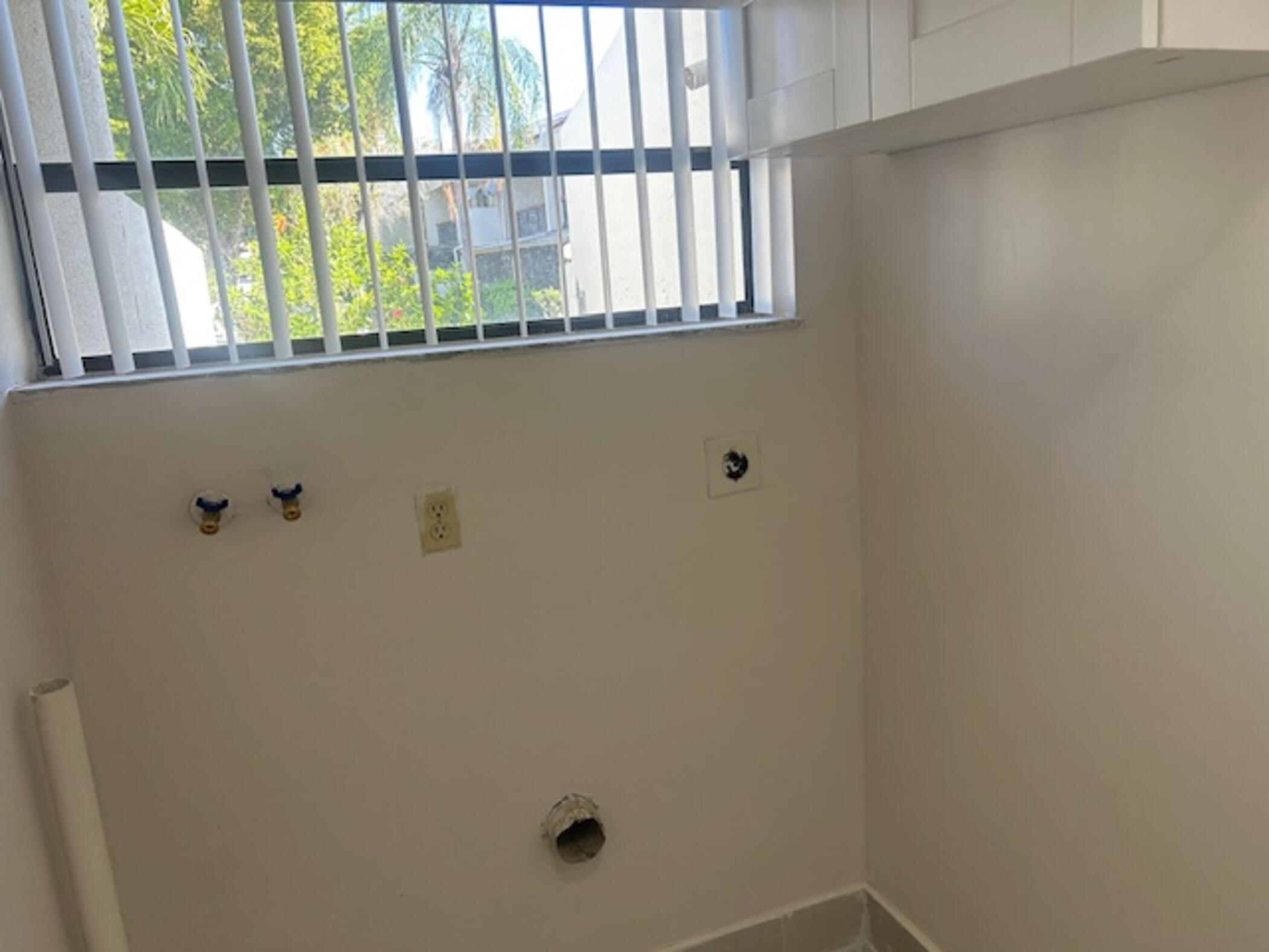 6563 Racquet Club Drive, Unit 124 Lauderhill, FL 33319 - Photo 9 of 36 6563 - 8