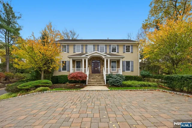 $2,599,000 | 91 Tekening Drive, Tenafly, NJ 07670