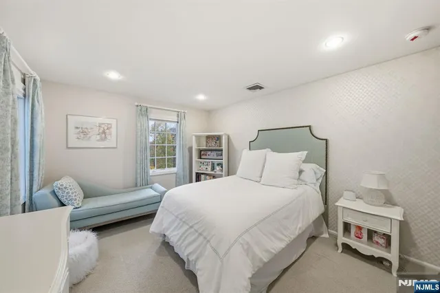 $2,599,000 | 91 Tekening Drive, Tenafly, NJ 07670