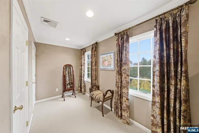 $2,599,000 | 91 Tekening Drive, Tenafly, NJ 07670