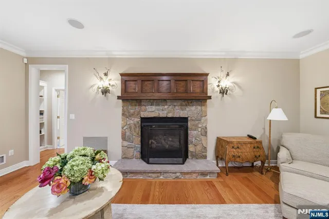 $2,599,000 | 91 Tekening Drive, Tenafly, NJ 07670