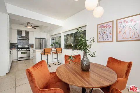 $699,000 | 5139 Balboa Boulevard, Unit 9, Encino, CA 91316