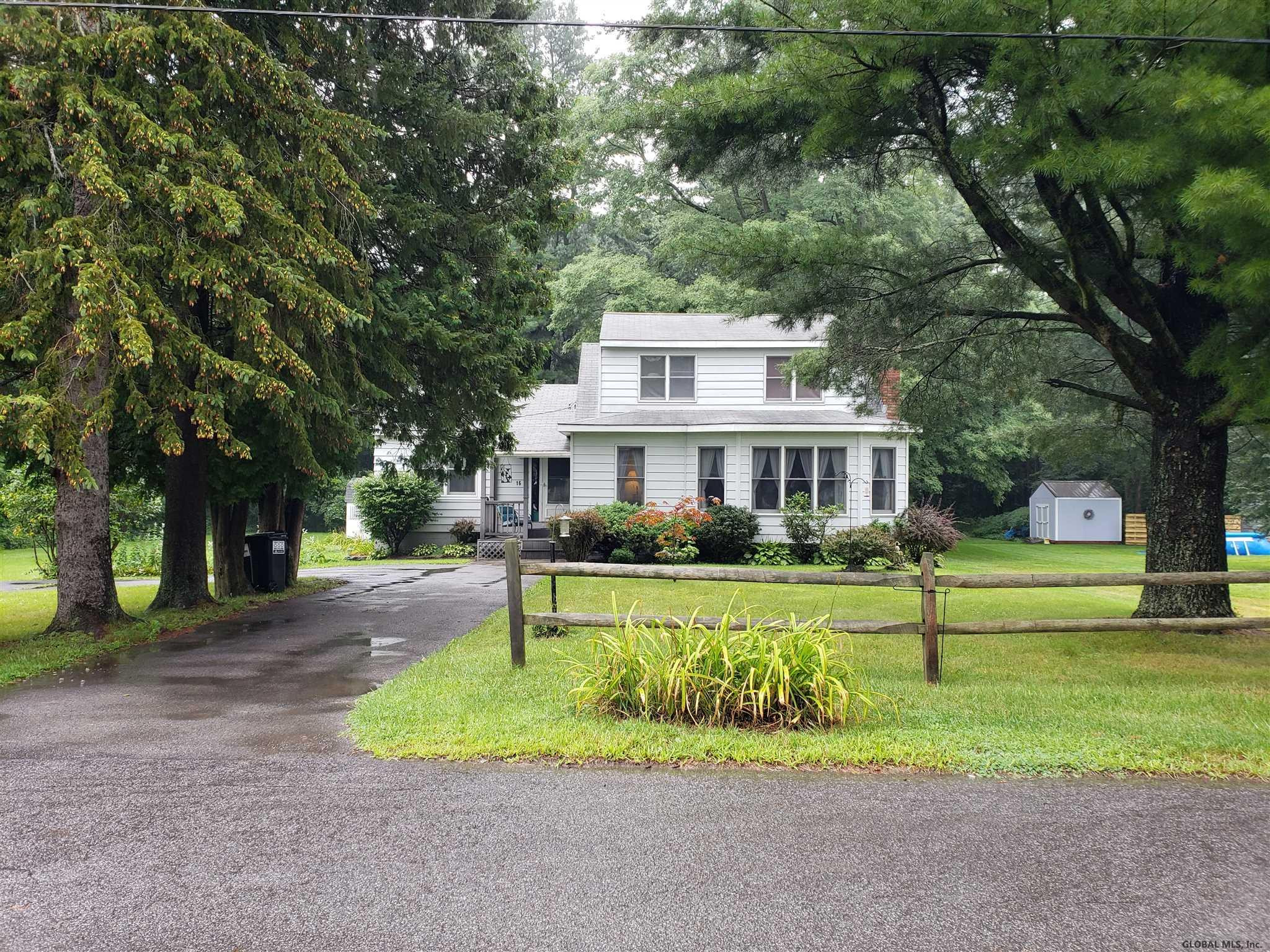 16 Bluff Road Rotterdam, NY 12306 - Photo 1 of 39 Photo 1