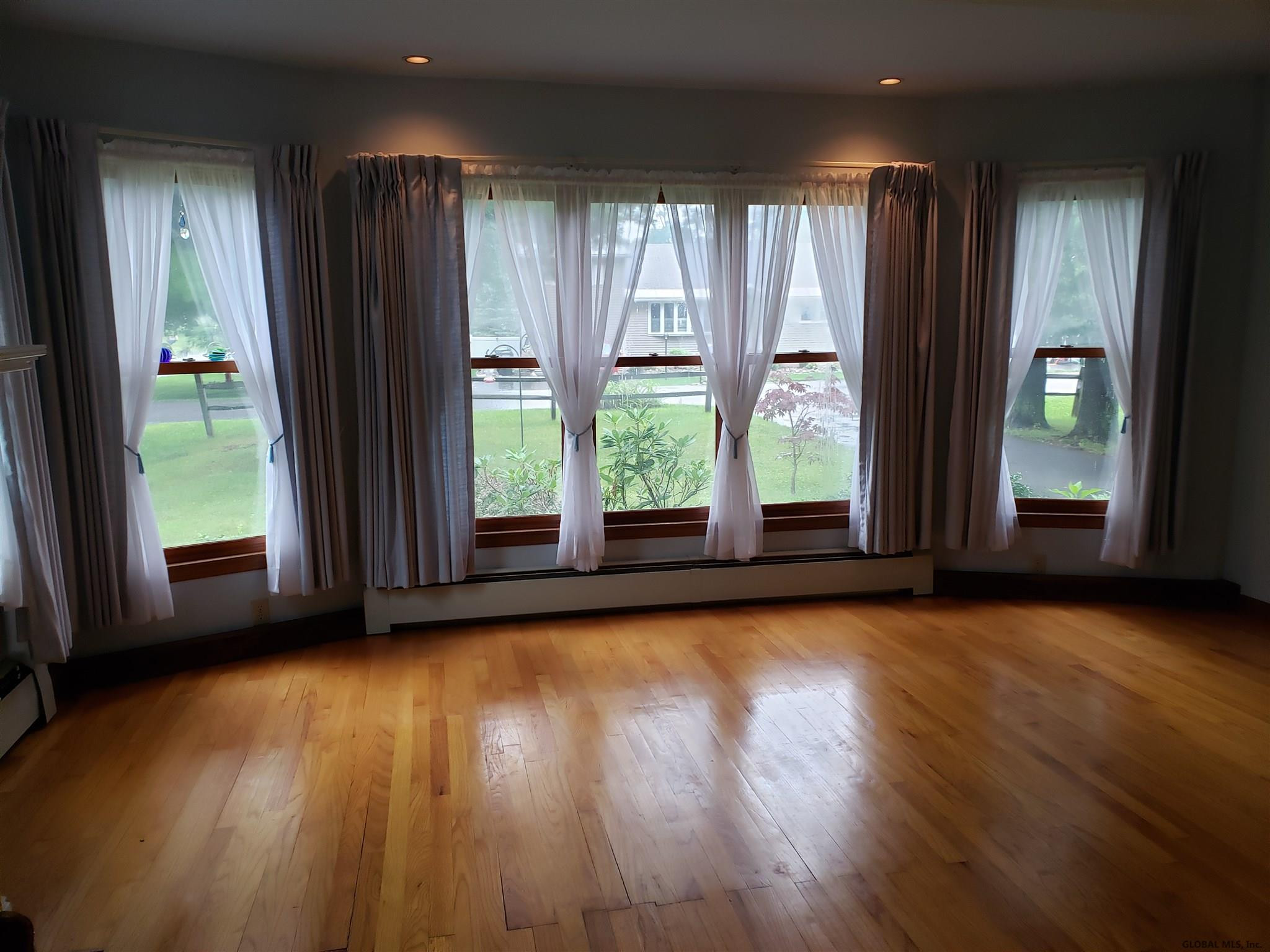 16 Bluff Road Rotterdam, NY 12306 - Photo 13 of 39 Photo 13