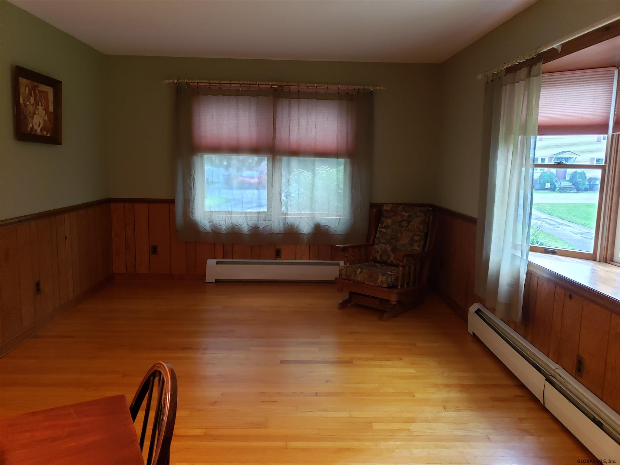 16 Bluff Road Rotterdam, NY 12306 - Photo 8 of 39 Photo 8