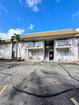 $1,200 | 1830 Maravilla Avenue, Unit 510, Fort Myers, FL 33901