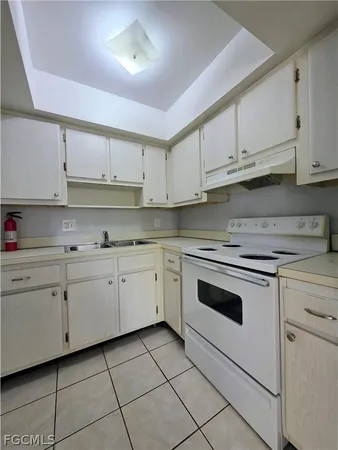 $1,200 | 1830 Maravilla Avenue, Unit 510, Fort Myers, FL 33901