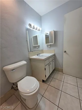 $1,200 | 1830 Maravilla Avenue, Unit 510, Fort Myers, FL 33901