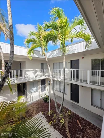 $1,200 | 1830 Maravilla Avenue, Unit 510, Fort Myers, FL 33901