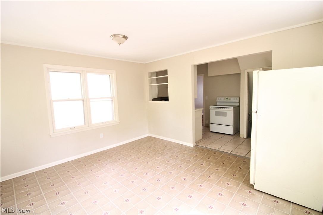 3643 Randolph Road Cleveland, OH 44121 - Photo 15 of 27