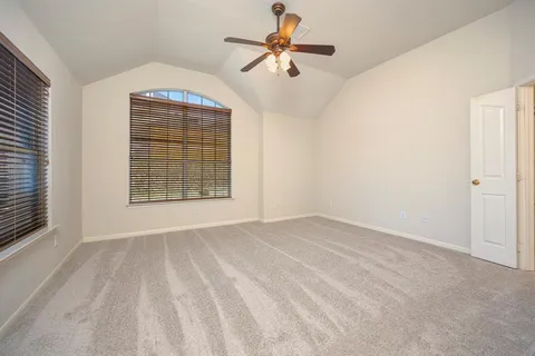 $400,000 | 7928 Parkwood Plaza Drive, Fort Worth, TX 76137