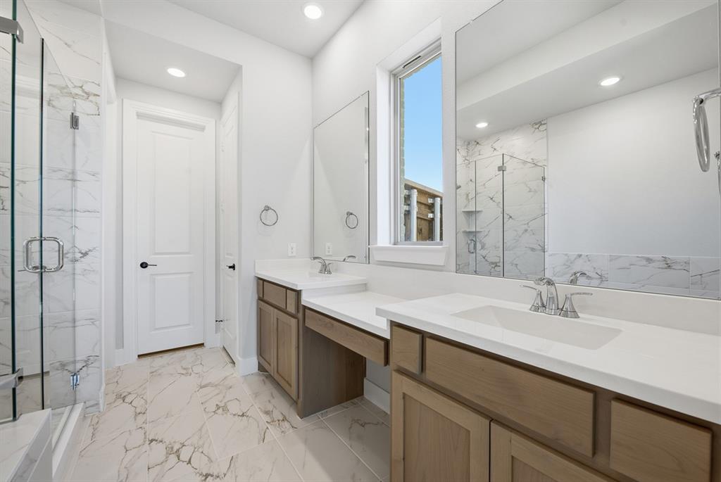 9022 Wildberry Road Oak Point, TX 75068 - Photo 15 of 38