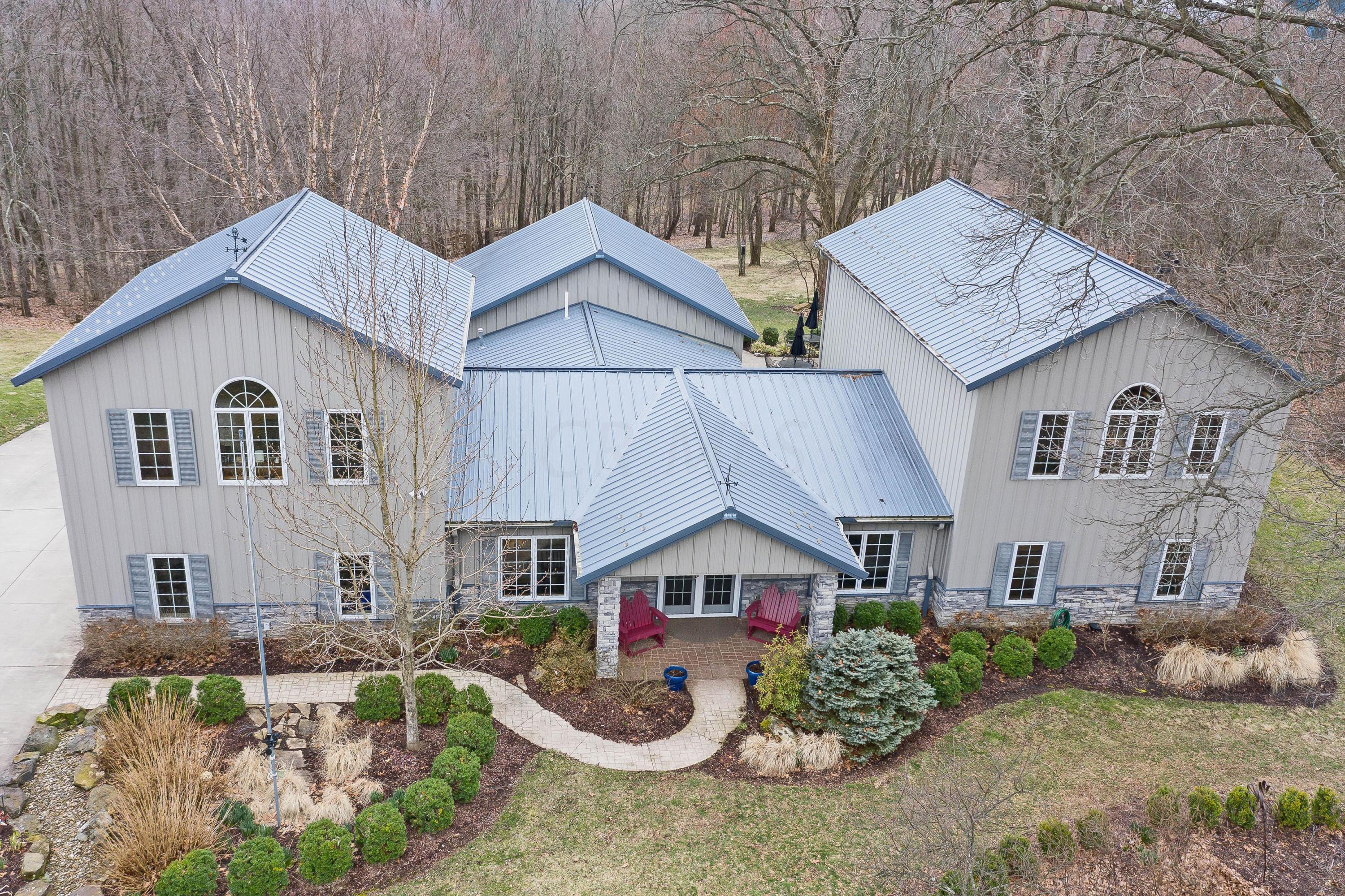 11620 Fairview Road Southeast Newark, OH 43056 - Photo 1 of 70 Gallery Image 1