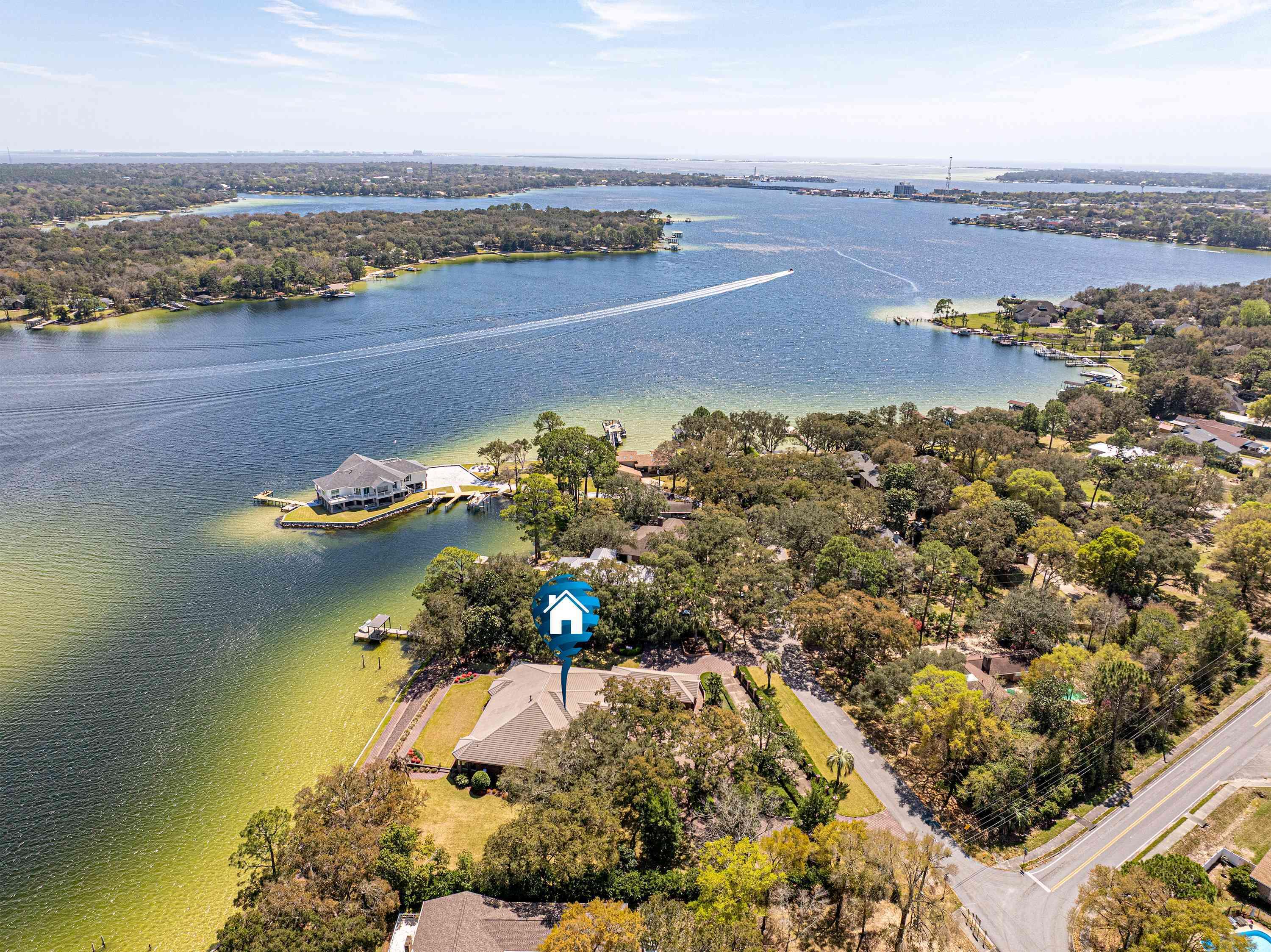 229 Mooney Road Northeast Fort Walton Beach, FL 32547 - Photo 6 of 75 DJI_20250329113348_0189_D-HDR