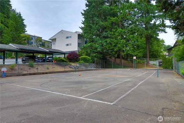 $175,000 | 17431 Ambaum Boulevard South, Unit C43, Seattle, WA 98148