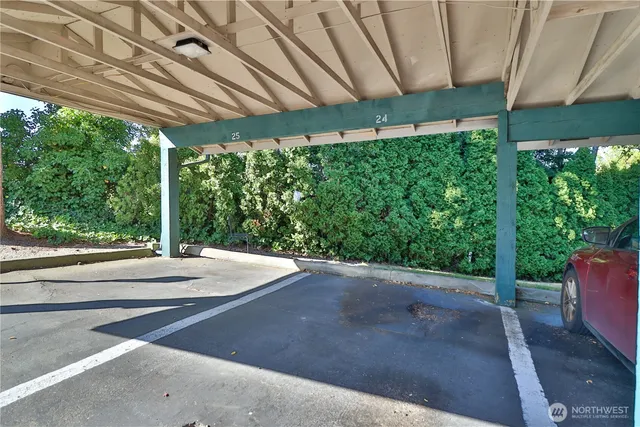 $175,000 | 17431 Ambaum Boulevard South, Unit C43, Seattle, WA 98148