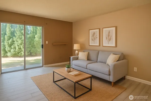 $175,000 | 17431 Ambaum Boulevard South, Unit C43, Seattle, WA 98148