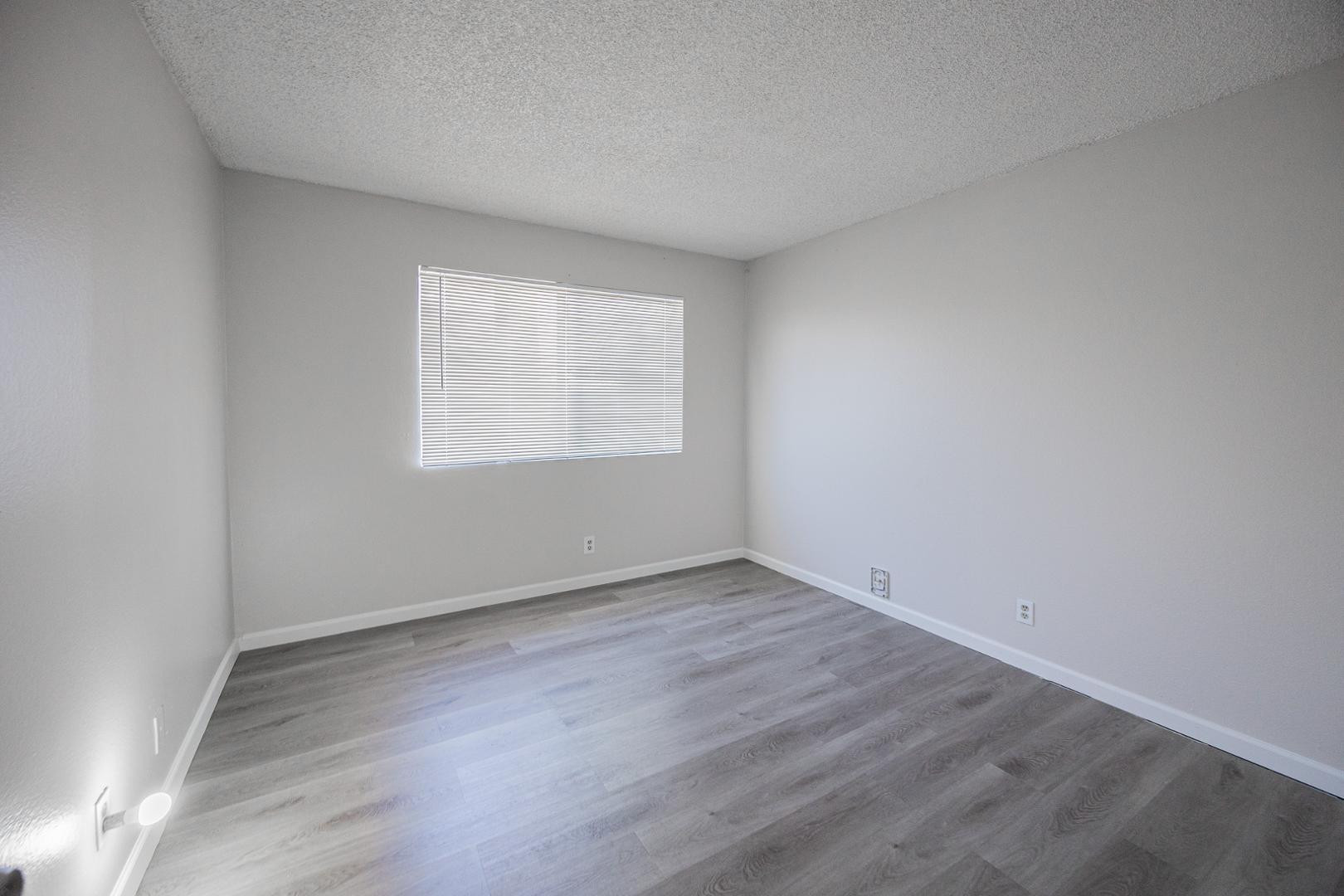 2352 East Broadway Road, Unit B Mesa, AZ 85204 - Photo 12 of 14 Photo #12