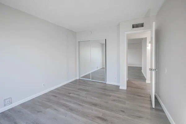 $1,095 | 2352 East Broadway Road, Unit B, Mesa, AZ 85204