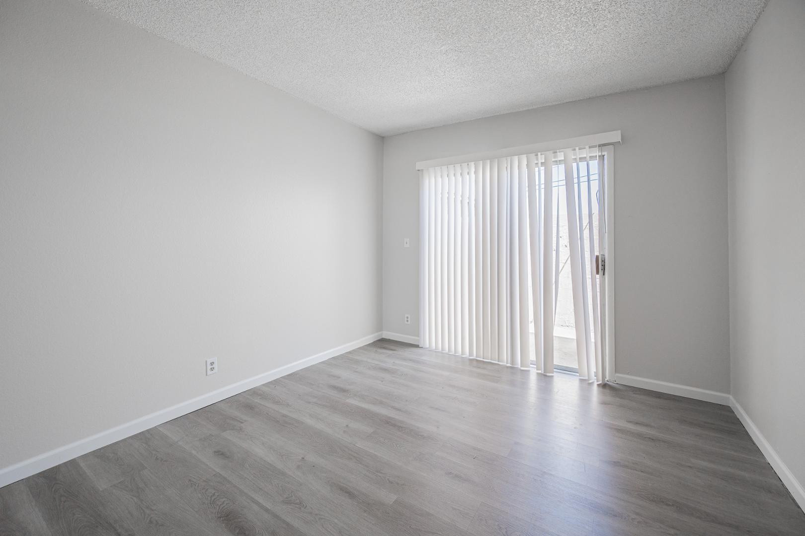 2352 East Broadway Road, Unit B Mesa, AZ 85204 - Photo 10 of 14 Photo #10